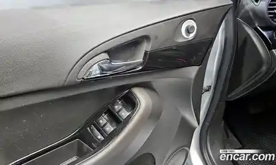 Chevrolet Orlando 2013 2.0 Автомат в Москве № 37155, миниатюра 7