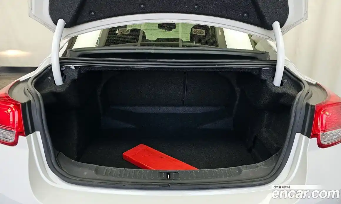 Chevrolet Malibu 2013 2.0 Автомат в Москве № 37795, фото 15