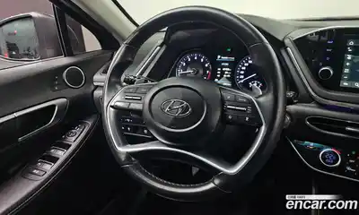 Hyundai Sonata 2022 2.0 Автомат в Москве № 3875, миниатюра 4