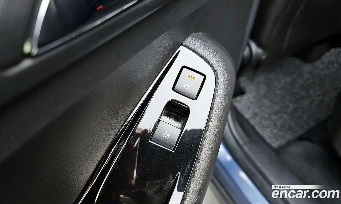 Chevrolet Orlando 2014 2.0 Автомат в Москве № 39265, фото 19