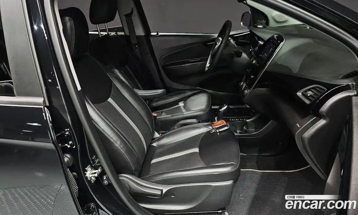 Chevrolet Spark 2022 1.0 Автомат в Москве № 39396, фото 3