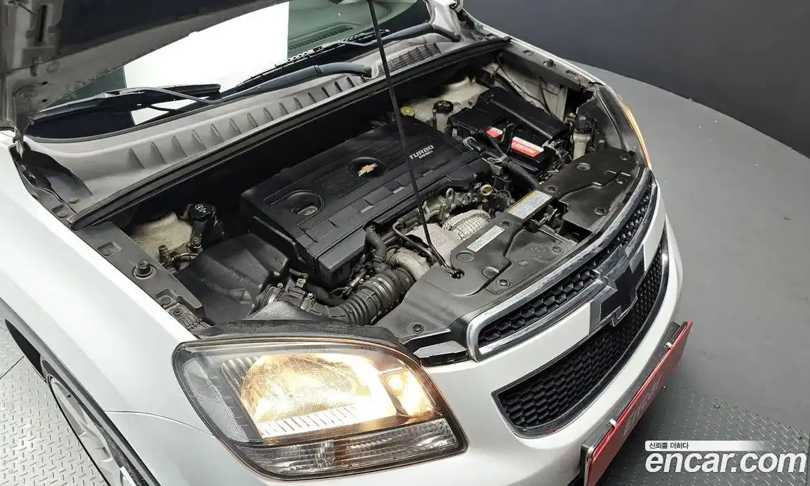 Chevrolet Orlando 2012 2.0 Автомат в Москве № 40889, фото 17