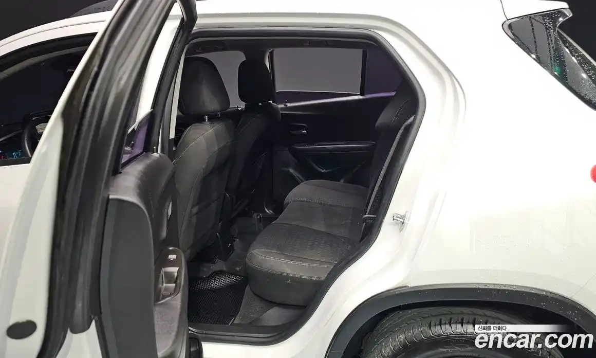 Chevrolet Trax 2015 1.4 Автомат в Москве № 41549, фото 13