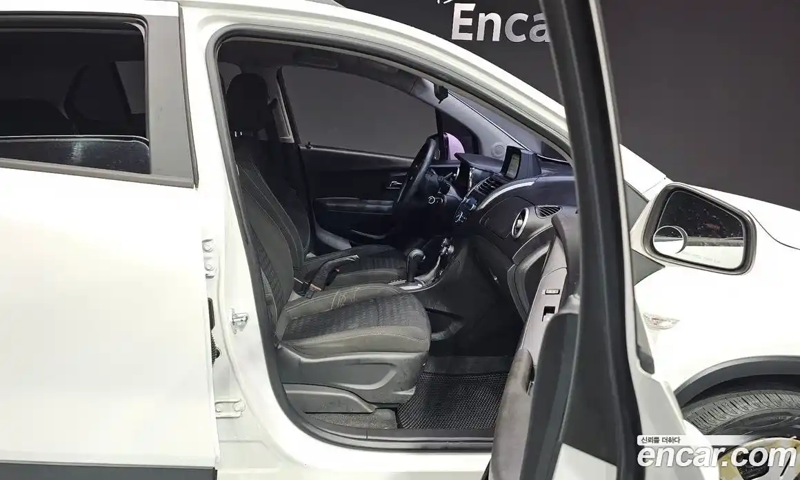 Chevrolet Trax 2015 1.4 Автомат в Москве № 41549, фото 19