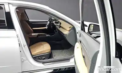 Hyundai Sonata 2024 1.6 Автомат в Москве № 46360, миниатюра 3