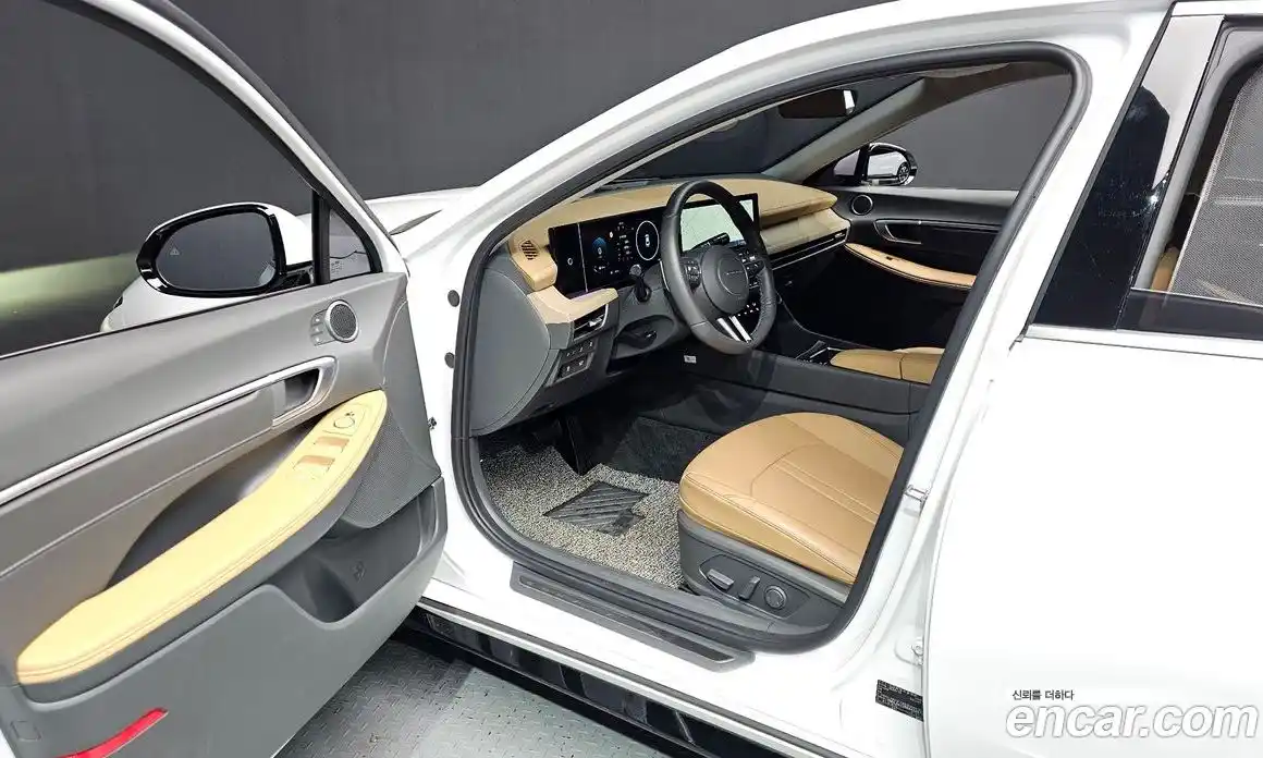 Hyundai Sonata 2024 1.6 Автомат в Москве № 46360, фото 6