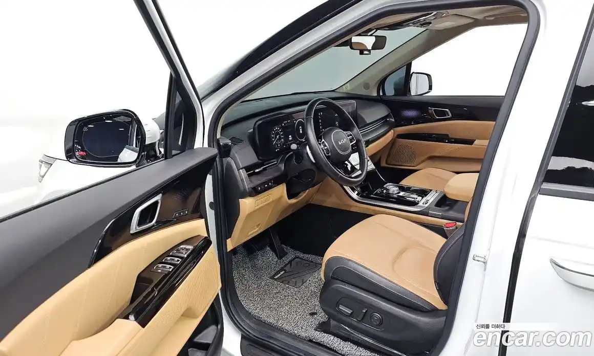 Kia Canival 2023 3.5 Автомат в Москве № 54485, фото 13