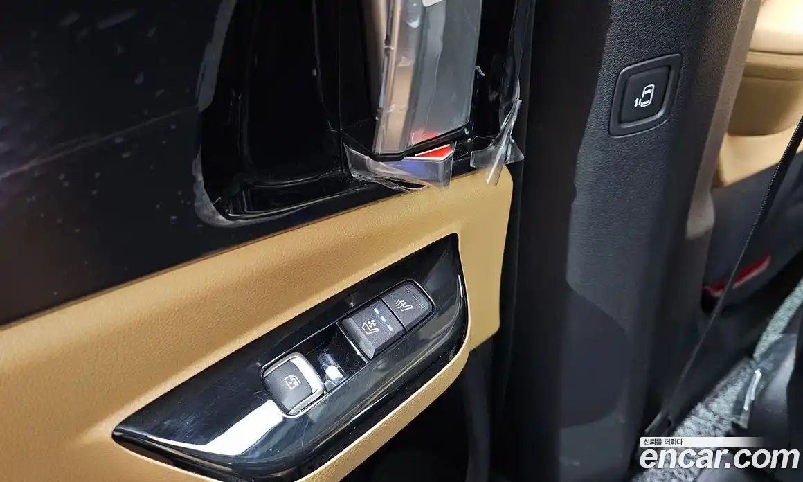 Kia Canival 2023 3.5 Автомат в Москве № 54485, фото 20