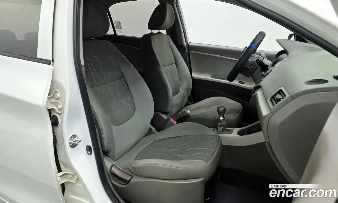 Kia Morning 2014 1.0 Механическая в Москве № 54875, фото 14