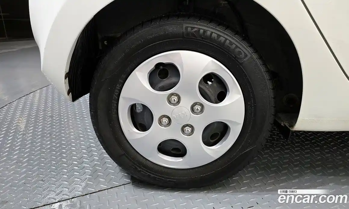 Kia Morning 2014 1.0 Механическая в Москве № 54875, фото 6