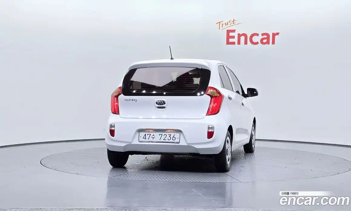 Kia Morning 2014 1.0 Механическая в Москве № 54875, фото 7