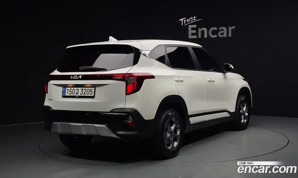 Kia Seltos 2025 1.6 Автомат в Москве № 55578, фото 3