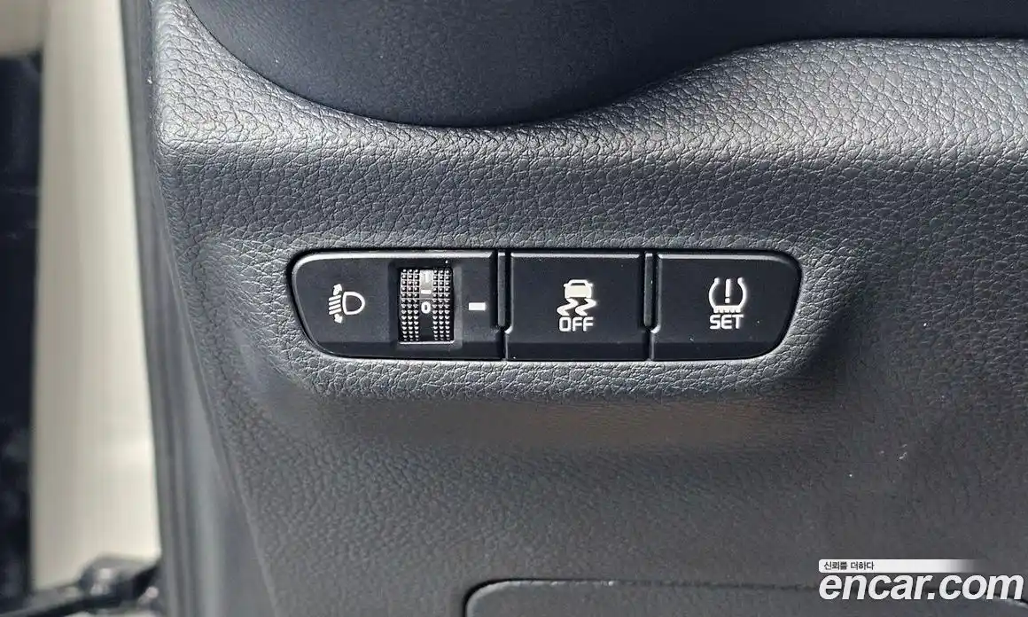 Kia Morning 2024 1.0 Автомат в Москве № 55851, фото 15