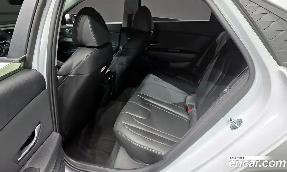 Hyundai Avante 2026 1.6 Автомат в Москве № 621, фото 6