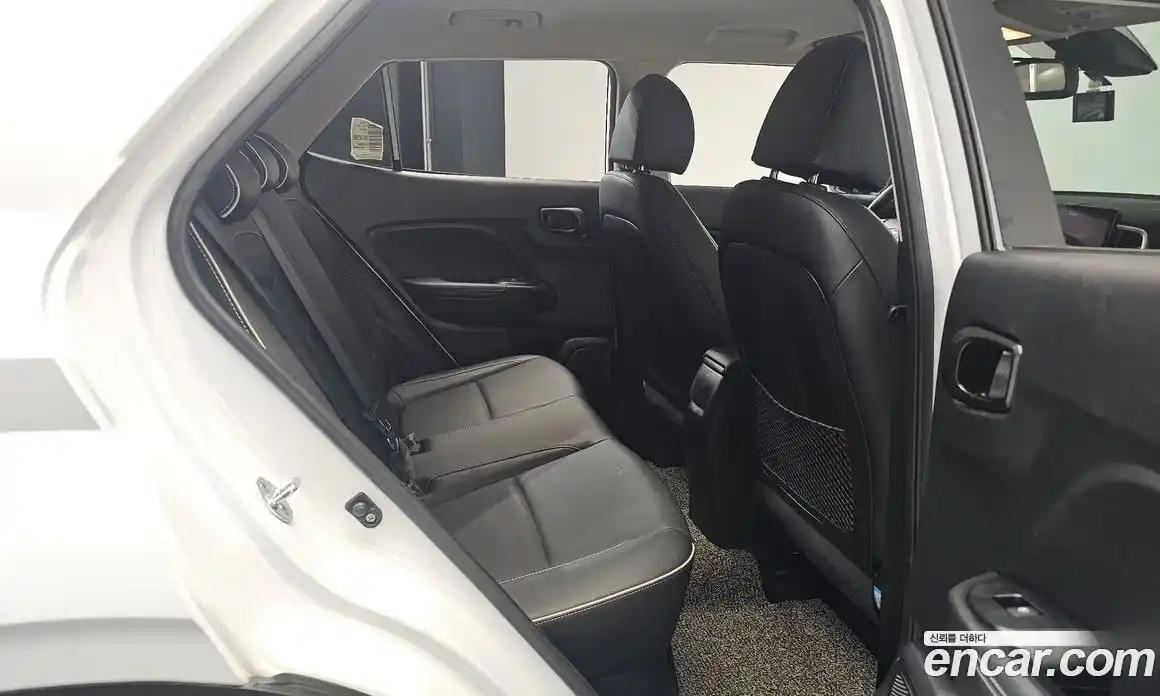 Hyundai Venue 2022 1.6 Автомат в Москве № 6387, фото 14