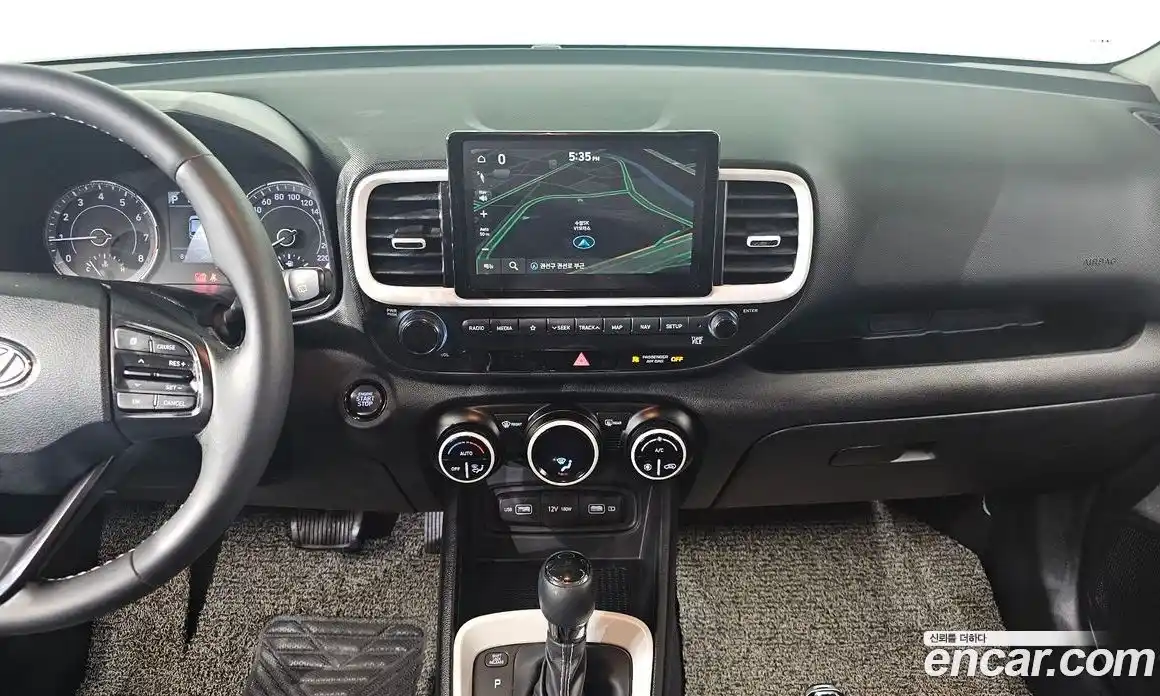 Hyundai Venue 2022 1.6 Автомат в Москве № 6387, фото 16