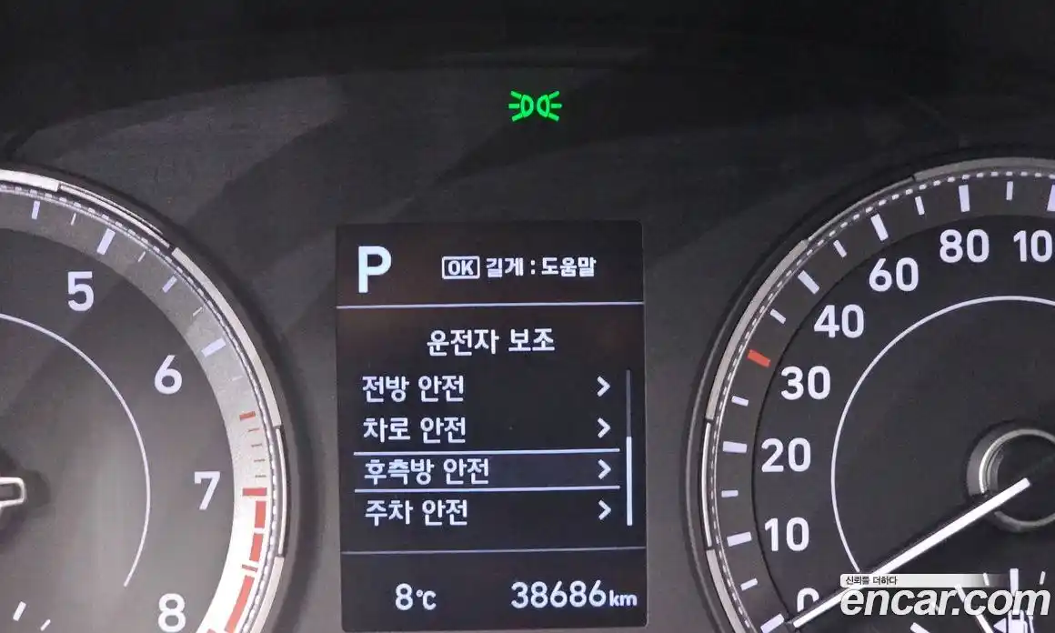 Hyundai Venue 2022 1.6 Автомат в Москве № 6387, фото 17