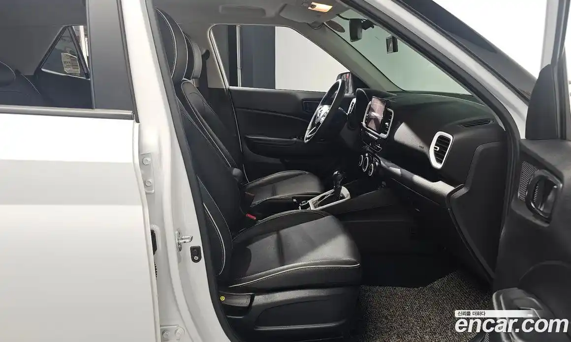 Hyundai Venue 2022 1.6 Автомат в Москве № 6387, фото 20