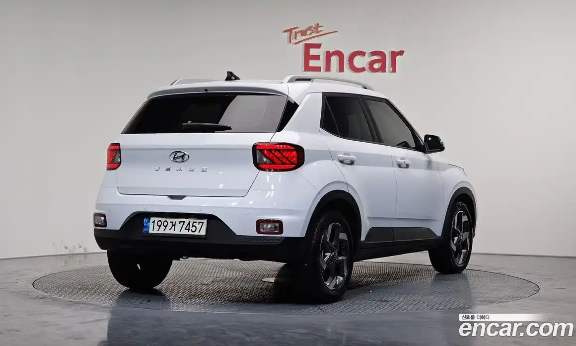 Hyundai Venue 2022 1.6 Автомат в Москве № 6387, фото 8