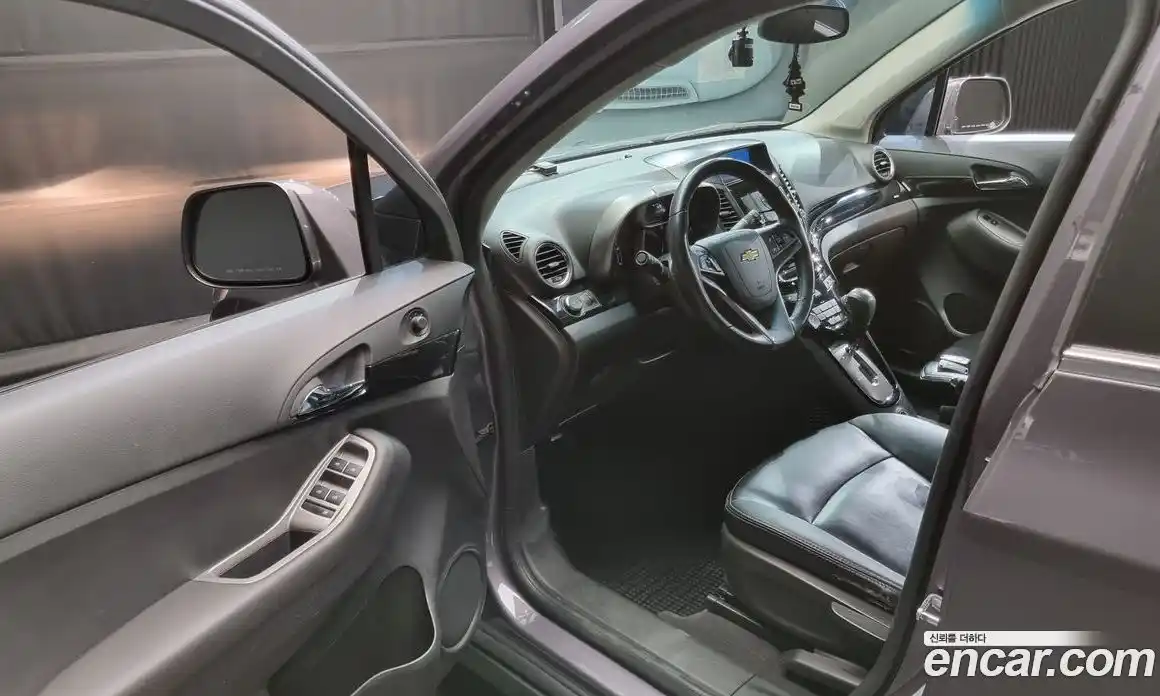 Chevrolet Orlando 2012 2.0 Автомат в Москве № 65865, фото 11