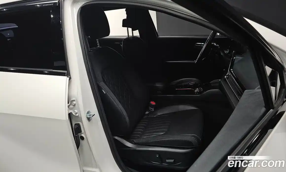 Kia Sportage 2024 1.6 Автомат в Москве № 75102, фото 18