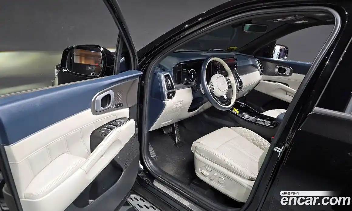 Kia Sorento 2023 1.6 Автомат в Москве № 102111, фото 6