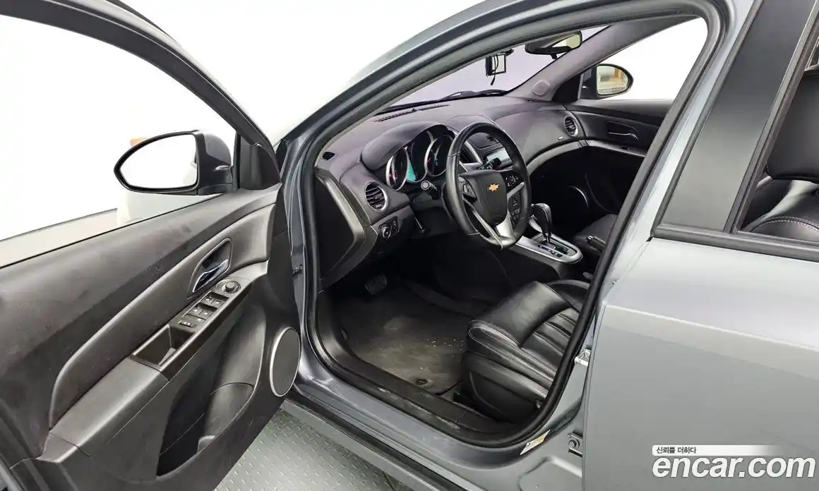 Chevrolet Cruze 2016 1.8 Автомат в Москве № 104077, фото 16