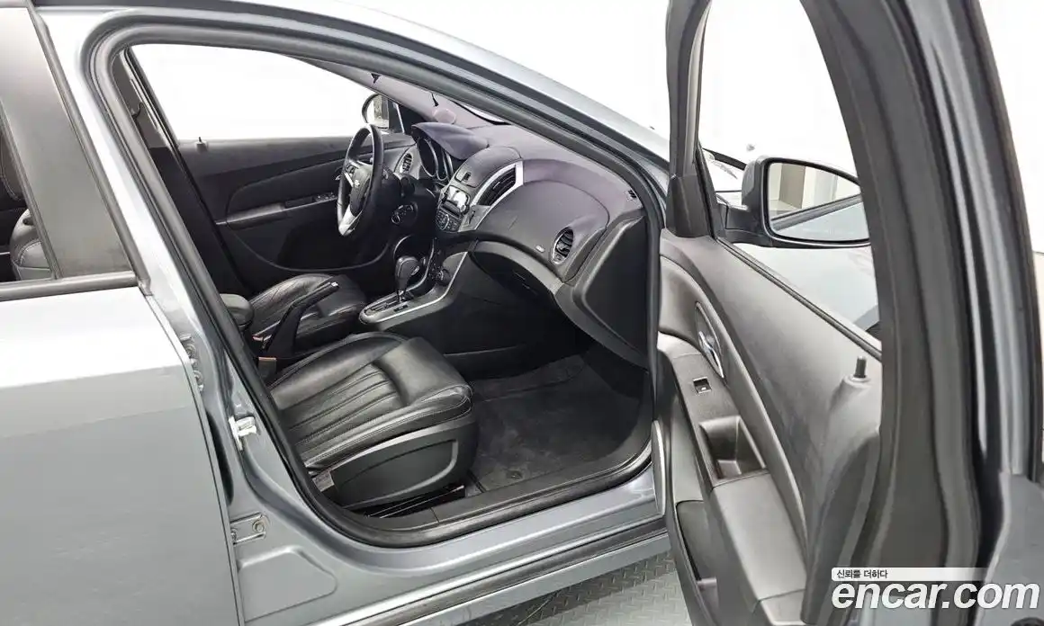 Chevrolet Cruze 2016 1.8 Автомат в Москве № 104077, фото 18