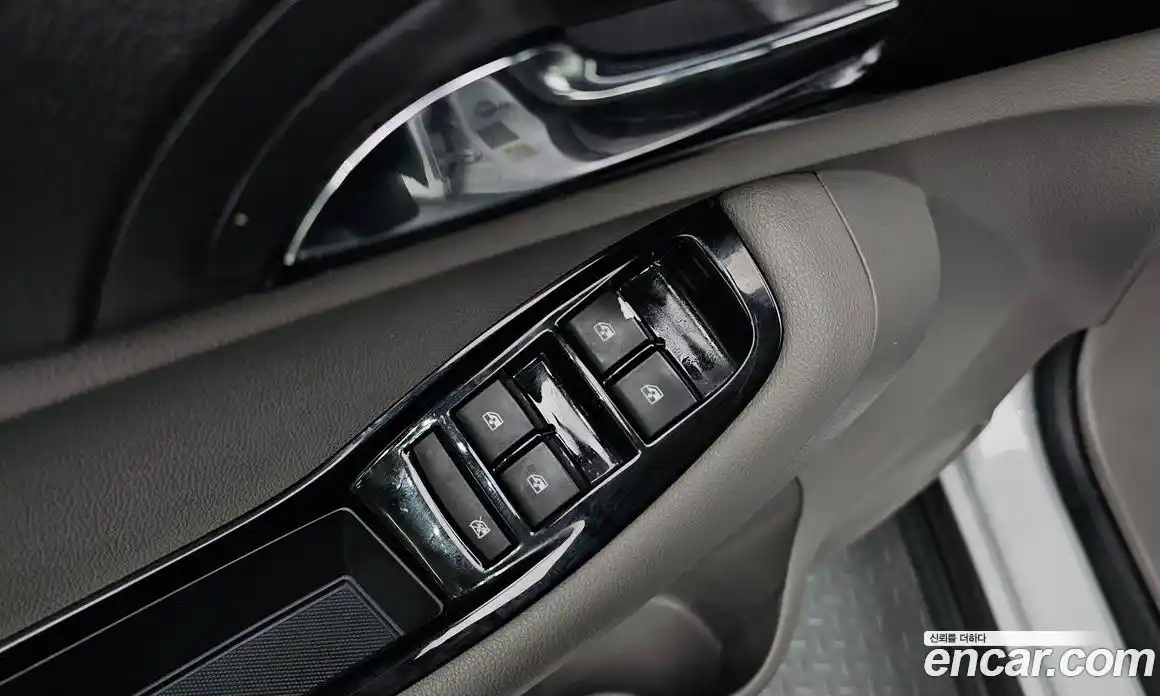 Chevrolet Orlando 2015 2.0 Автомат в Москве № 104475, фото 14