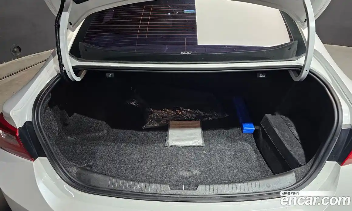 Chevrolet Malibu 2017 2.0 Автомат в Москве № 104692, фото 4