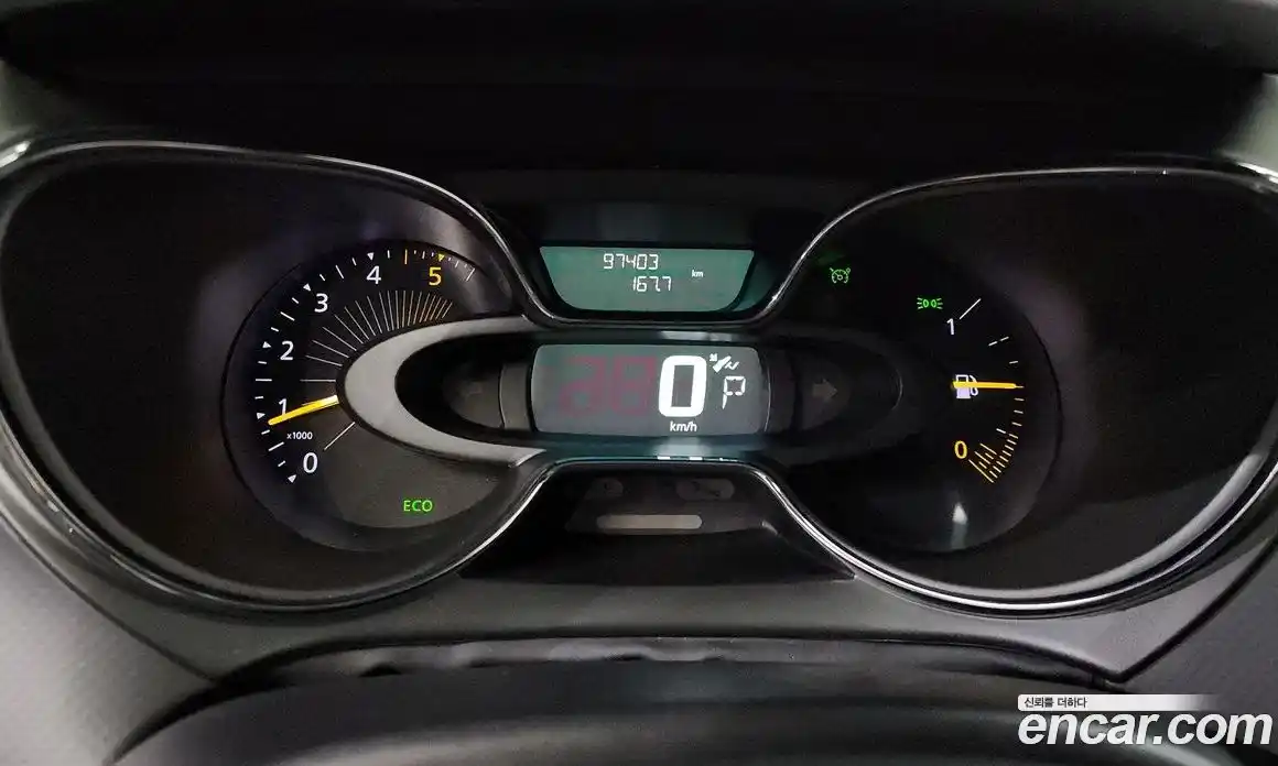 Renault QM3 2015 1.5 Автомат в Москве № 106668, фото 14