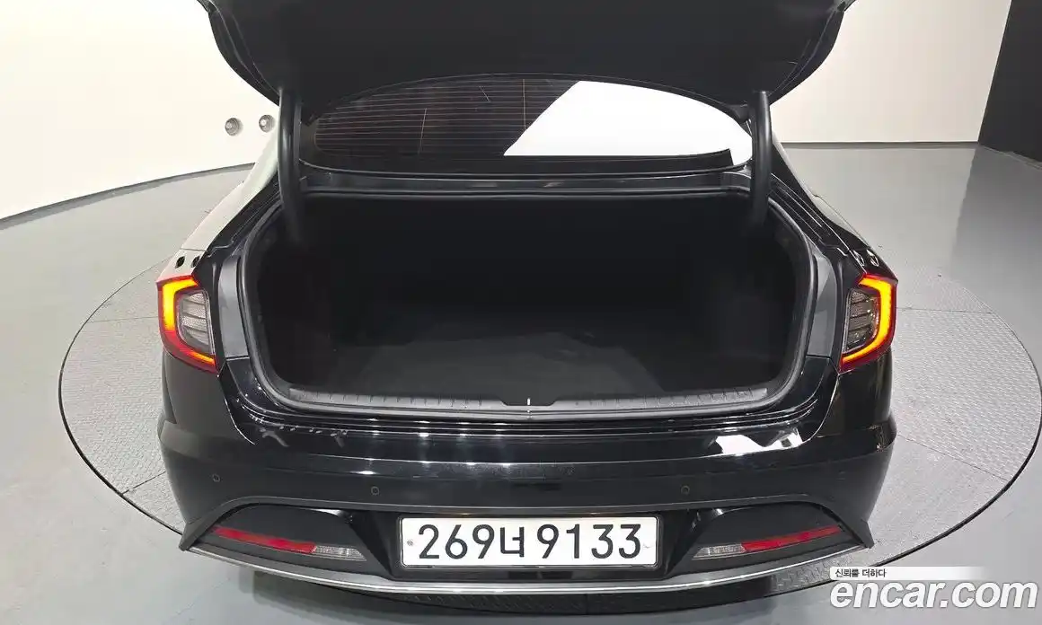 Hyundai Sonata 2021 2.0 Автомат в Москве № 110859, фото 11