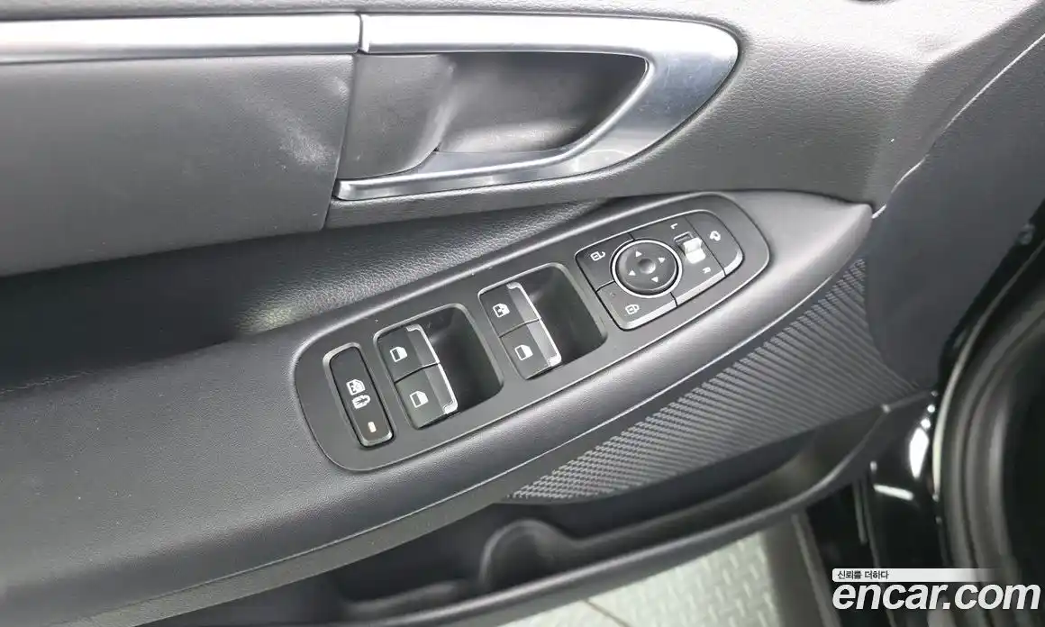 Hyundai Sonata 2021 2.0 Автомат в Москве № 110859, фото 18