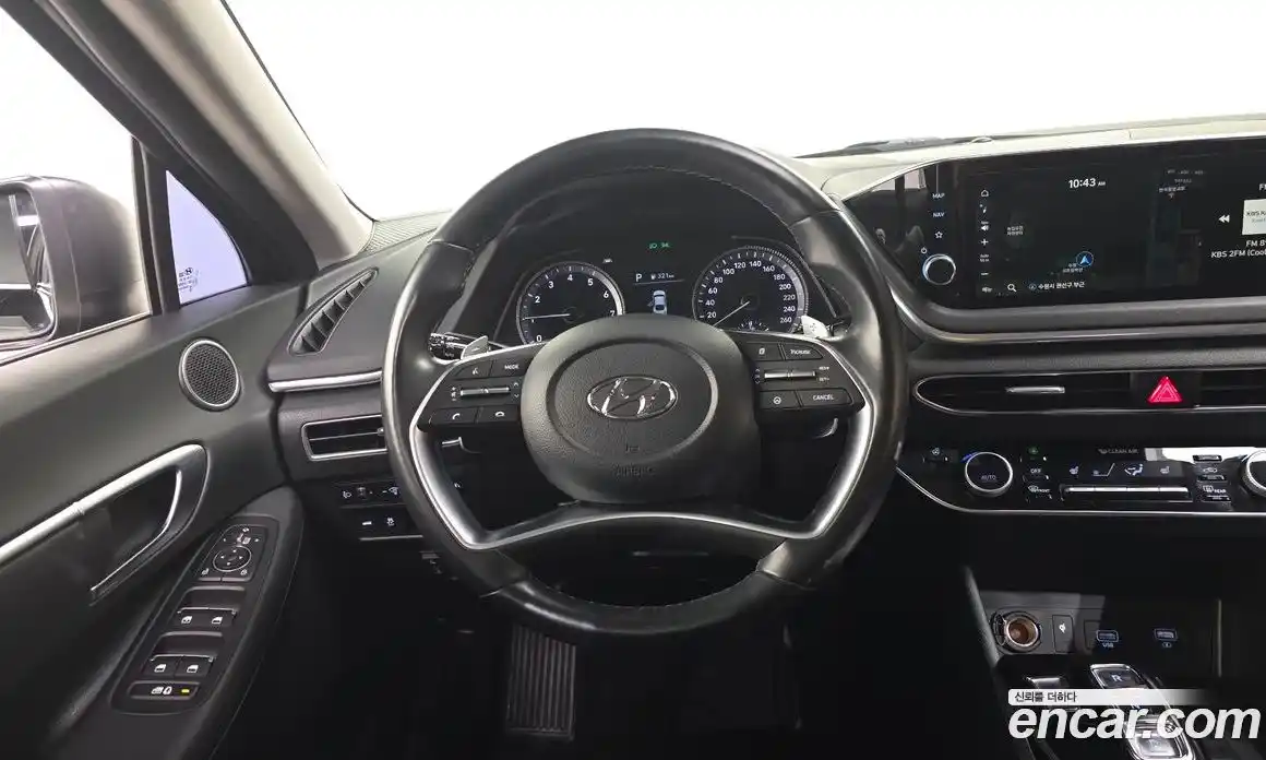 Hyundai Sonata 2021 2.0 Автомат в Москве № 110859, фото 10