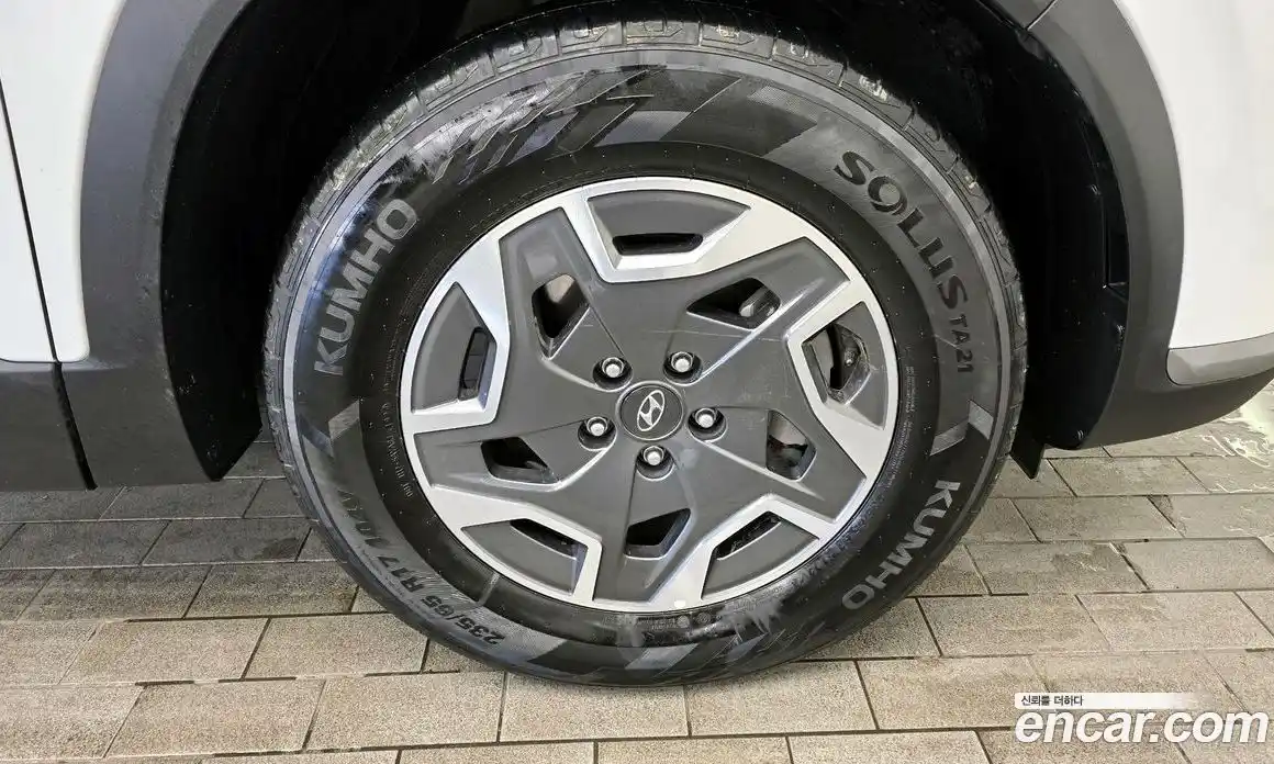 Hyundai Santa Fe 2022 1.6 Автомат в Москве № 111880, фото 16