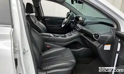 Hyundai Santa Fe 2022 1.6 Автомат в Москве № 111880, миниатюра 2