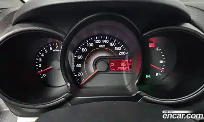 Kia Ray 2018 1.0 Автомат в Москве № 121242, миниатюра 8