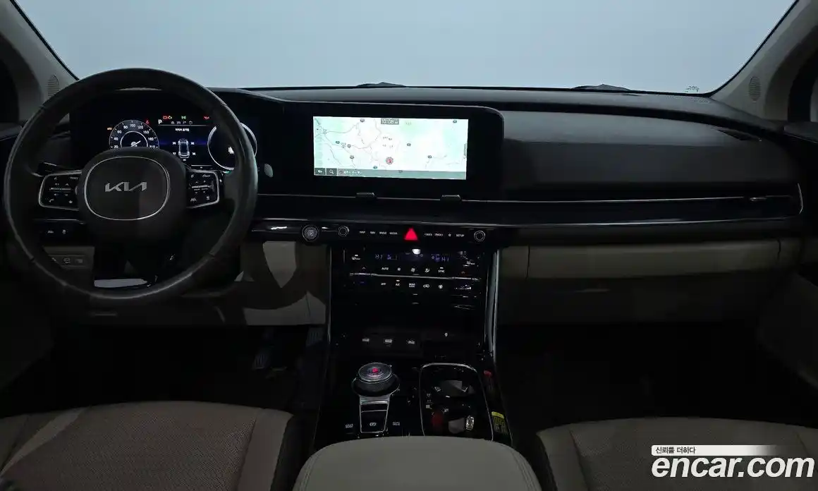 Kia Canival 2023 3.5 Автомат в Москве № 122002, фото 15