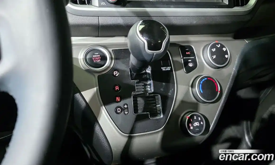 Kia Ray 2021 1.0 Автомат в Москве № 123800, фото 6