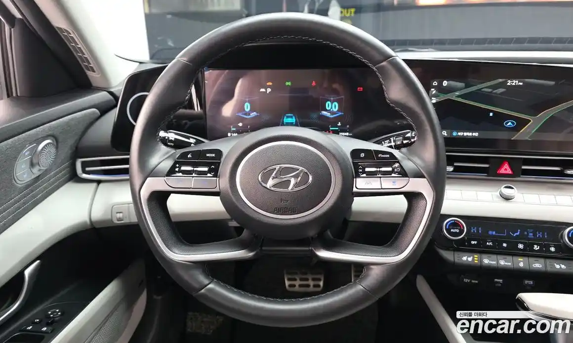 Hyundai Avante 2023 1.6 Автомат в Москве № 125271, фото 5