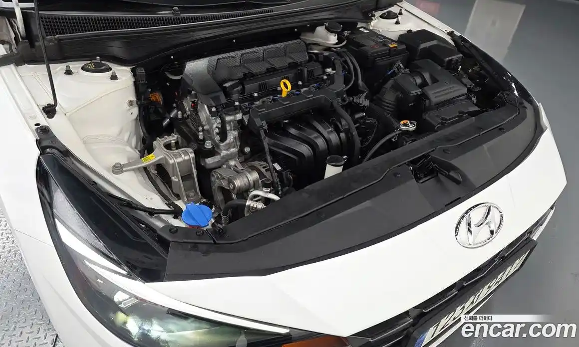 Hyundai Avante 2023 1.6 Автомат в Москве № 125271, фото 7