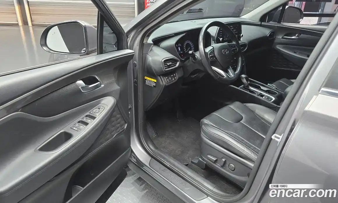 Hyundai Santa Fe 2020 2.0 Автомат в Москве № 128113, фото 12