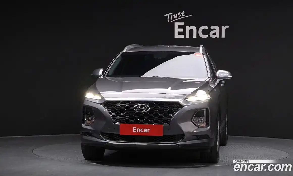 Hyundai Santa Fe 2020 2.0 Автомат в Москве № 128113, фото 14