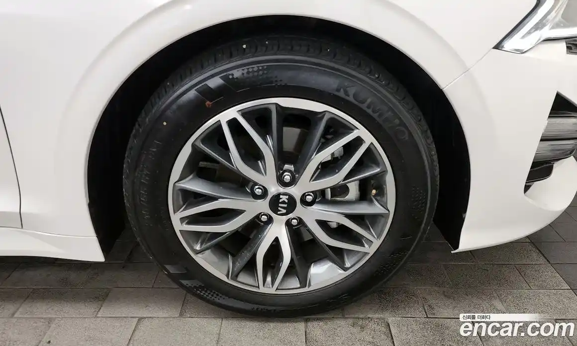 Kia K5 2020 2.0 Автомат в Москве № 128797, фото 3