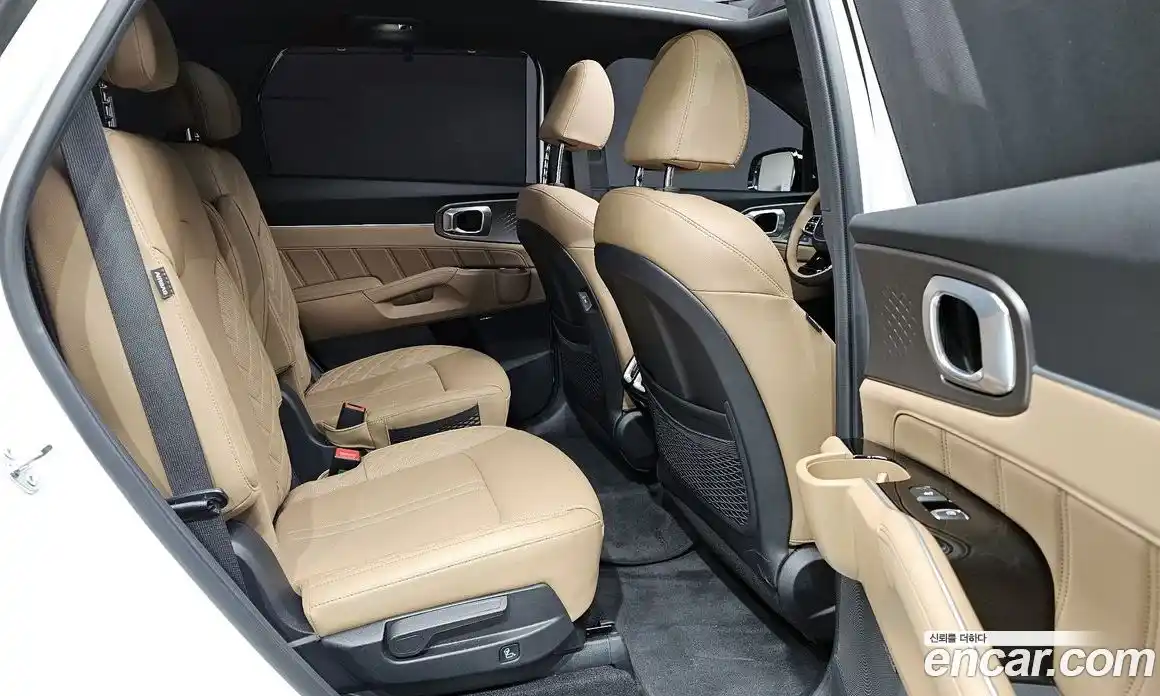 Kia Sorento 2024 1.6 Автомат в Москве № 130468, фото 1