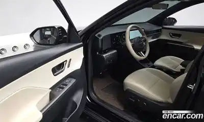Hyundai Kona 2025 1.6 Автомат в Москве № 131045, миниатюра 4