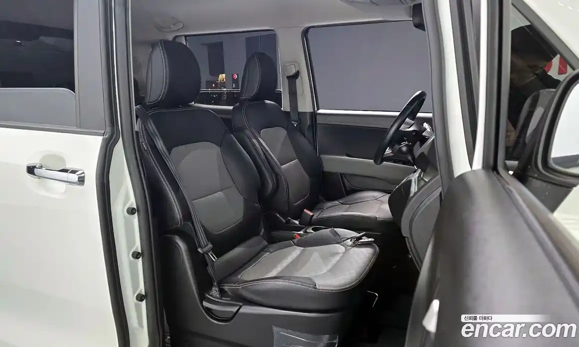 Kia Ray 2022 1.0 Автомат в Москве № 133858, фото 16