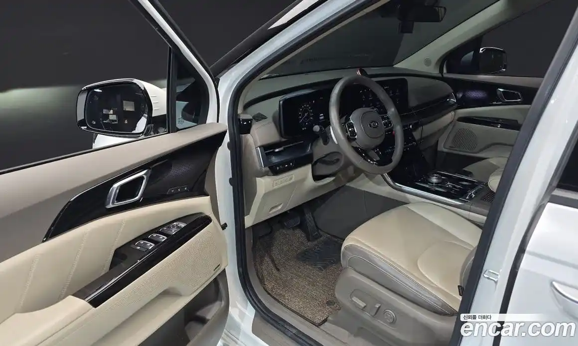 Kia Canival 2021 3.5 Автомат в Москве № 134022, фото 19