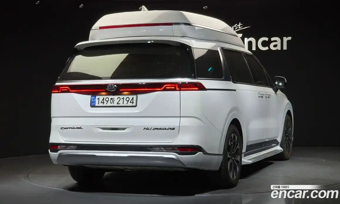 Kia Canival 2021 3.5 Автомат в Москве № 134022, фото 2