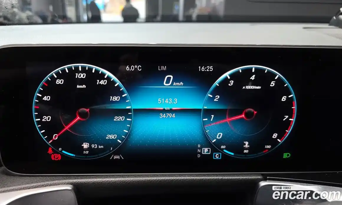 Mercedes-Benz GLB-Class 2020 2.0 Автомат в Москве № 137438, фото 6